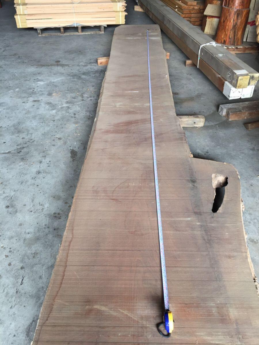 一片板/一枚板跟拼接板兩者差異