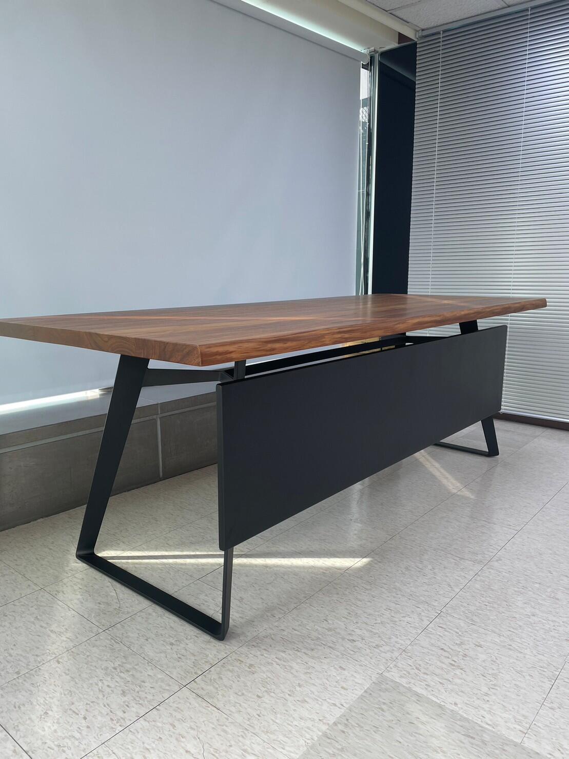 辦公桌/會議桌
