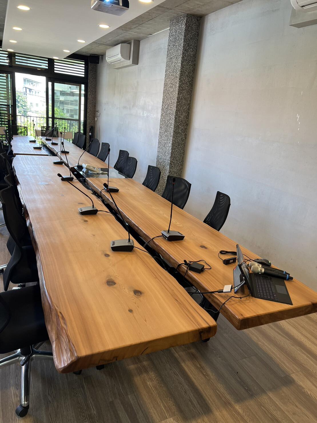 辦公桌/會議桌