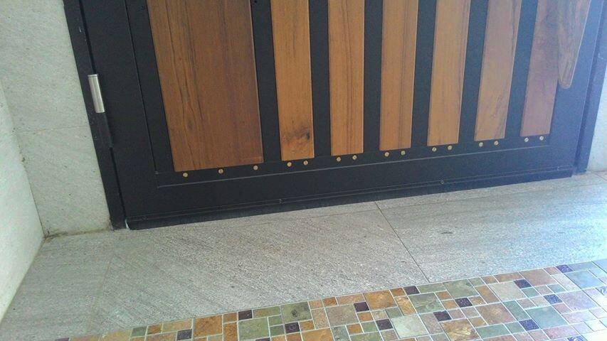 車庫門/大門/小門/滑軌門/旋轉門/木把手