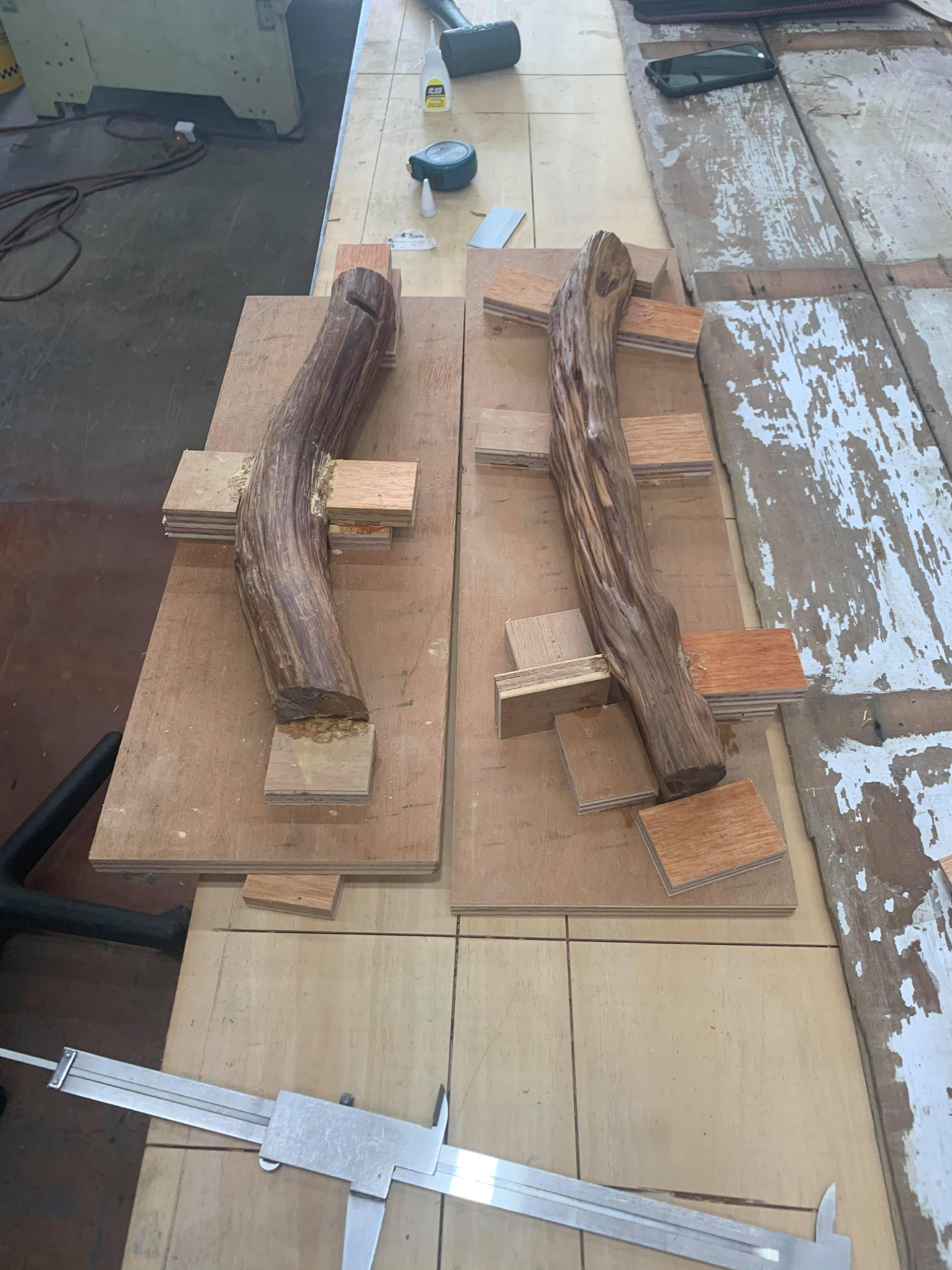 車庫門/大門/小門/滑軌門/旋轉門/木把手