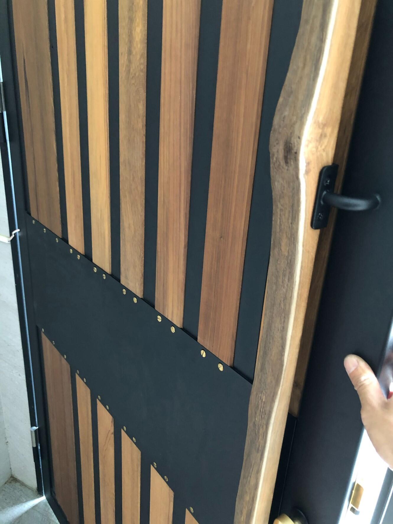 車庫門/大門/小門/滑軌門/旋轉門/木把手