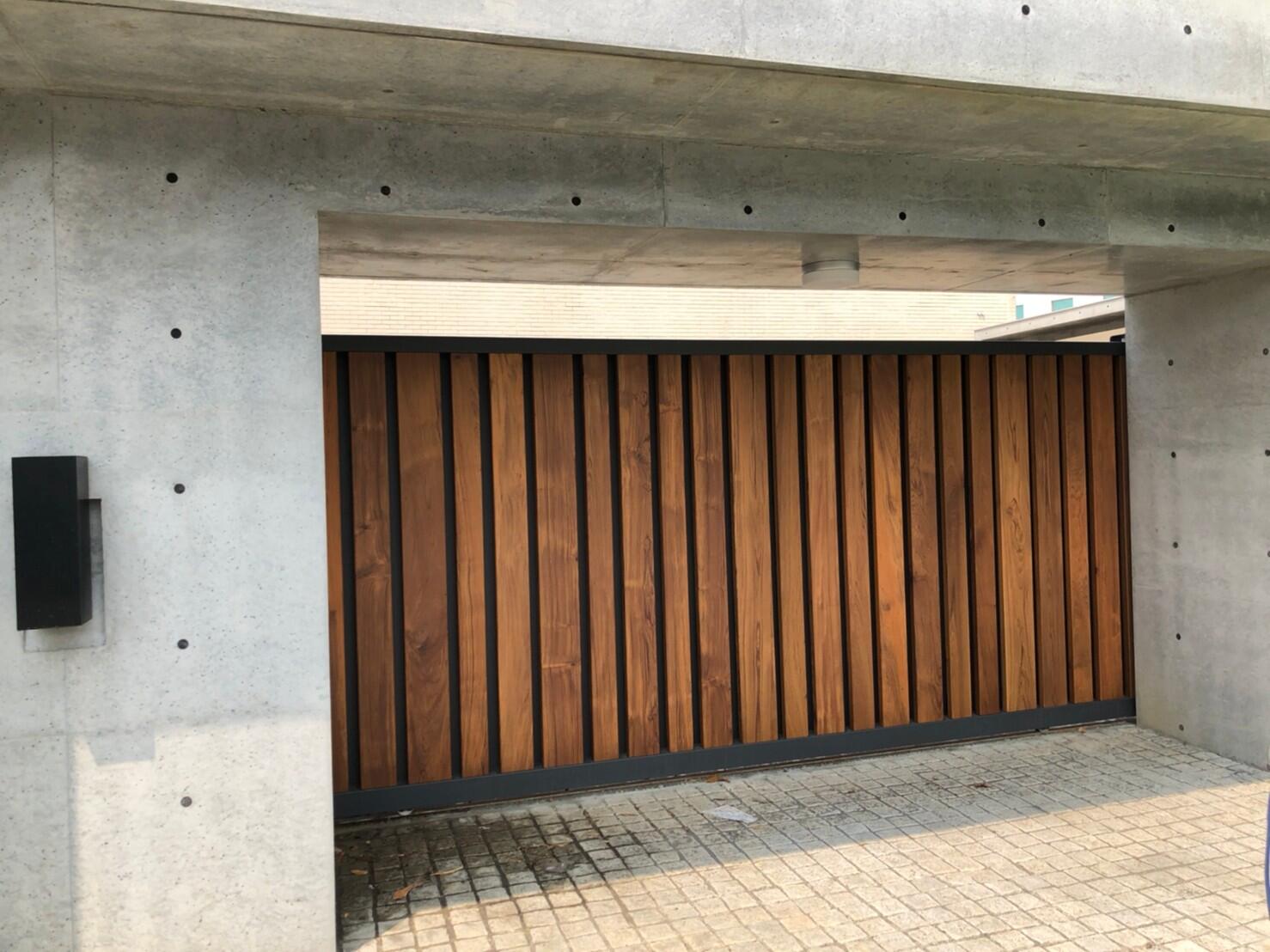 車庫門/大門/小門/滑軌門/旋轉門/木把手