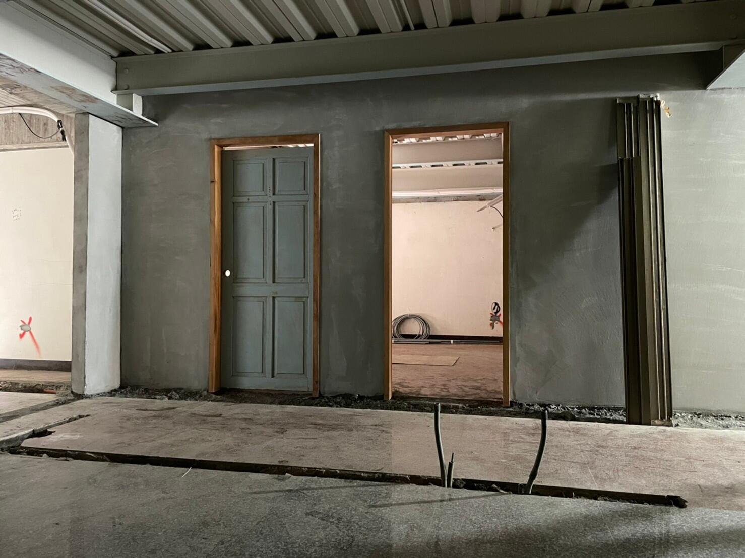 車庫門/大門/小門/滑軌門/旋轉門/木把手