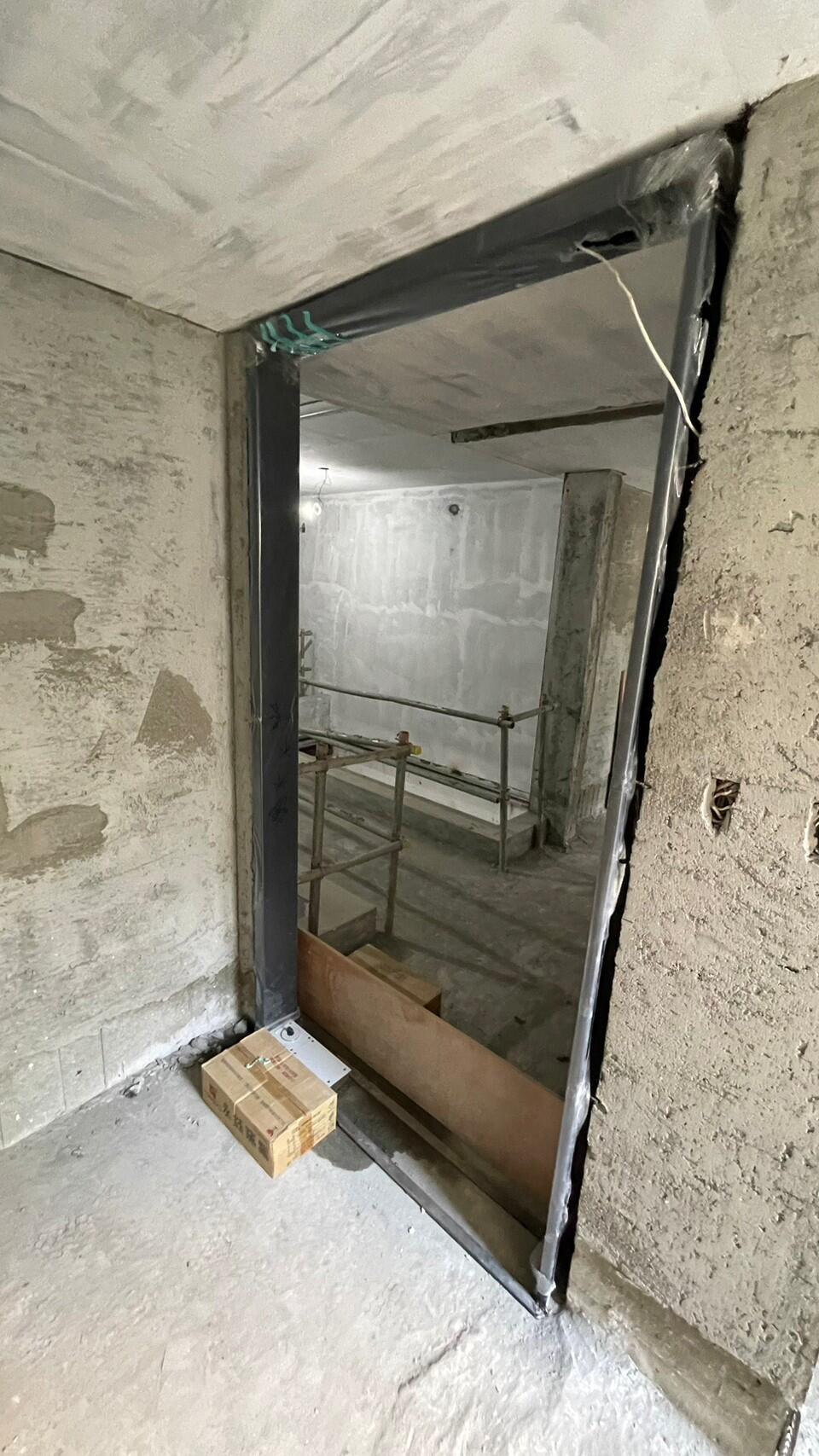 車庫門/大門/小門/滑軌門/旋轉門/木把手