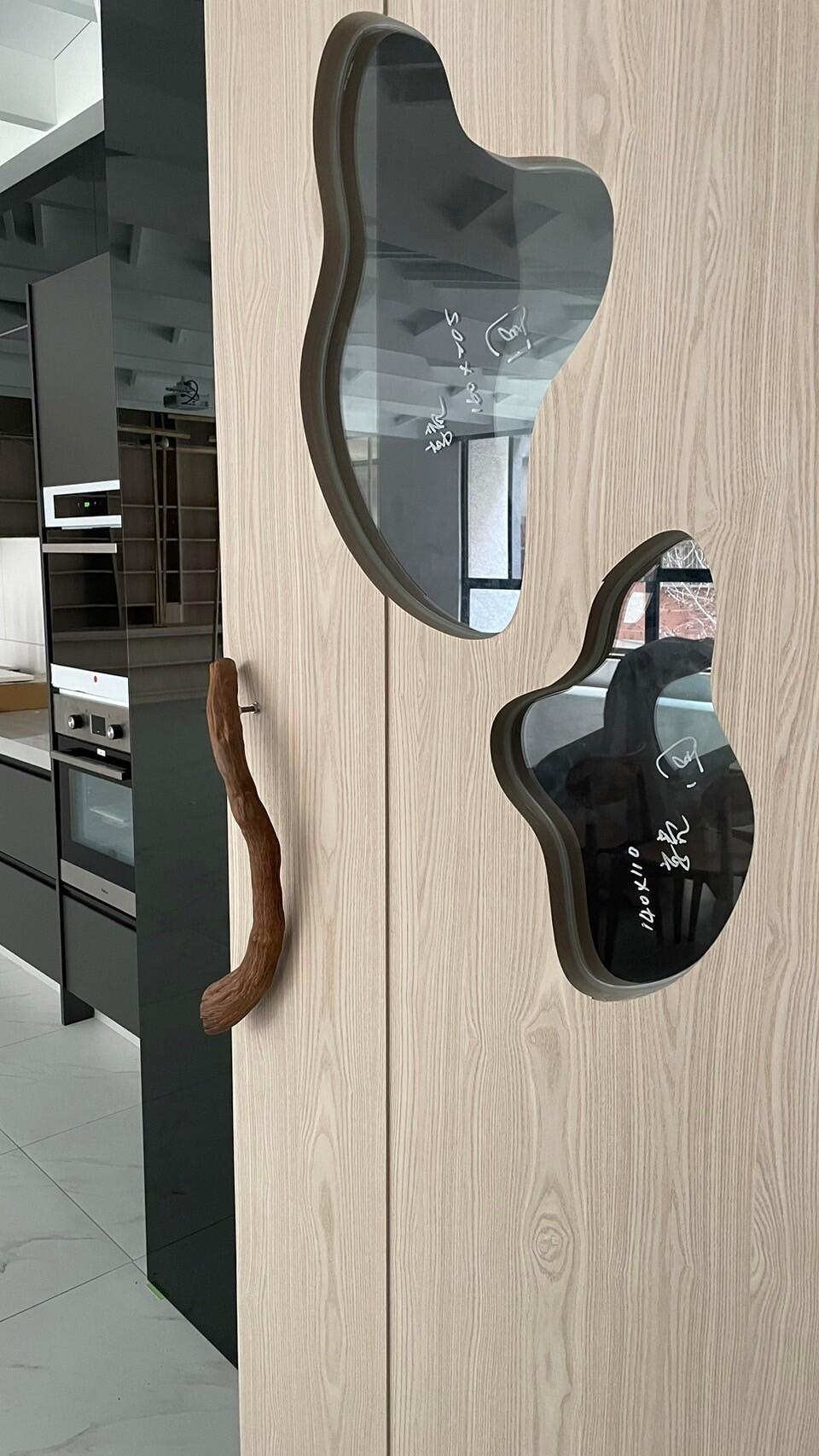 車庫門/大門/小門/滑軌門/旋轉門/木把手