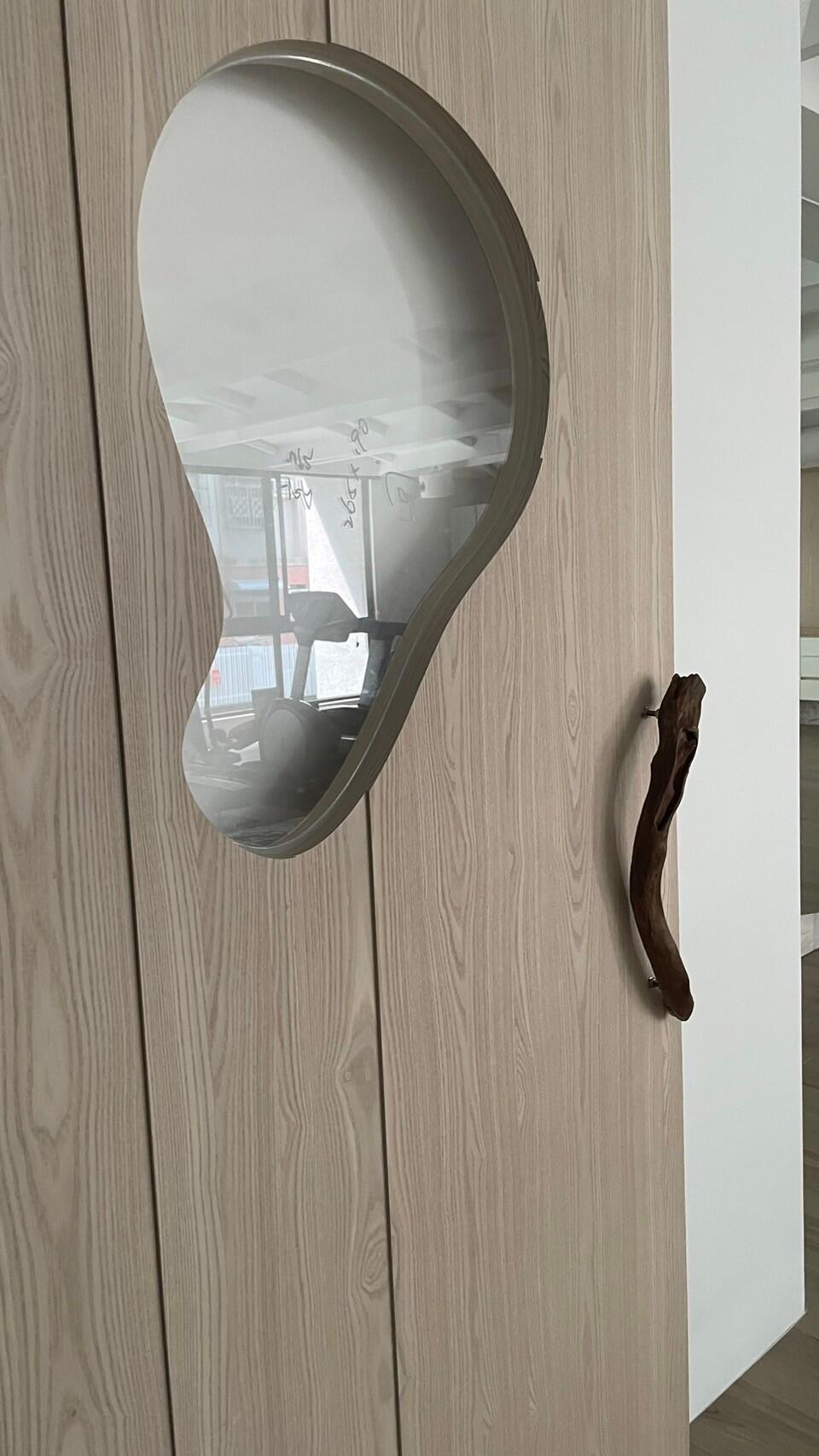 車庫門/大門/小門/滑軌門/旋轉門/木把手