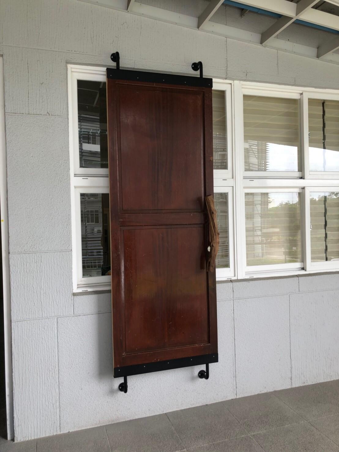 車庫門/大門/小門/滑軌門/旋轉門/木把手