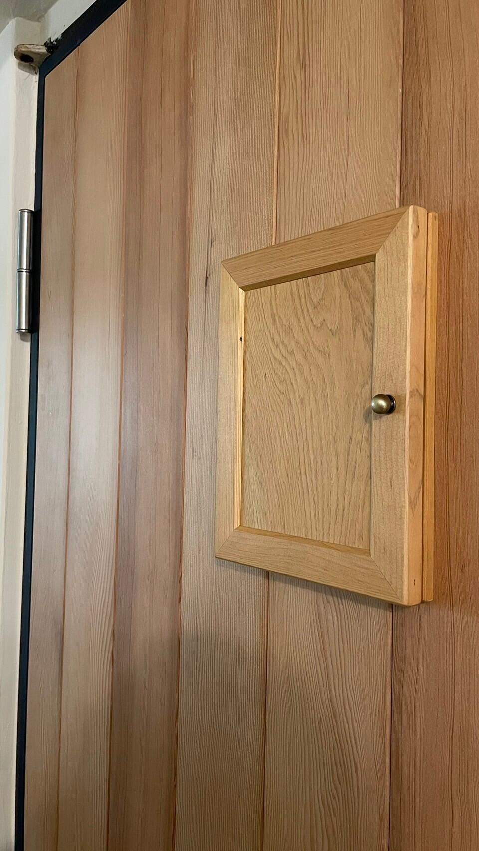 車庫門/大門/小門/滑軌門/旋轉門/木把手