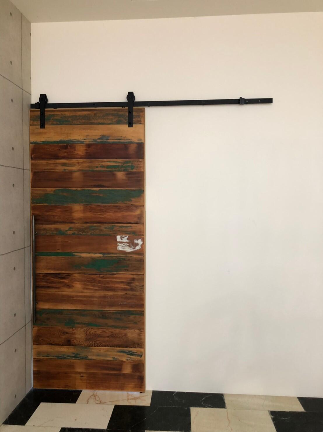 車庫門/大門/小門/滑軌門/旋轉門/木把手