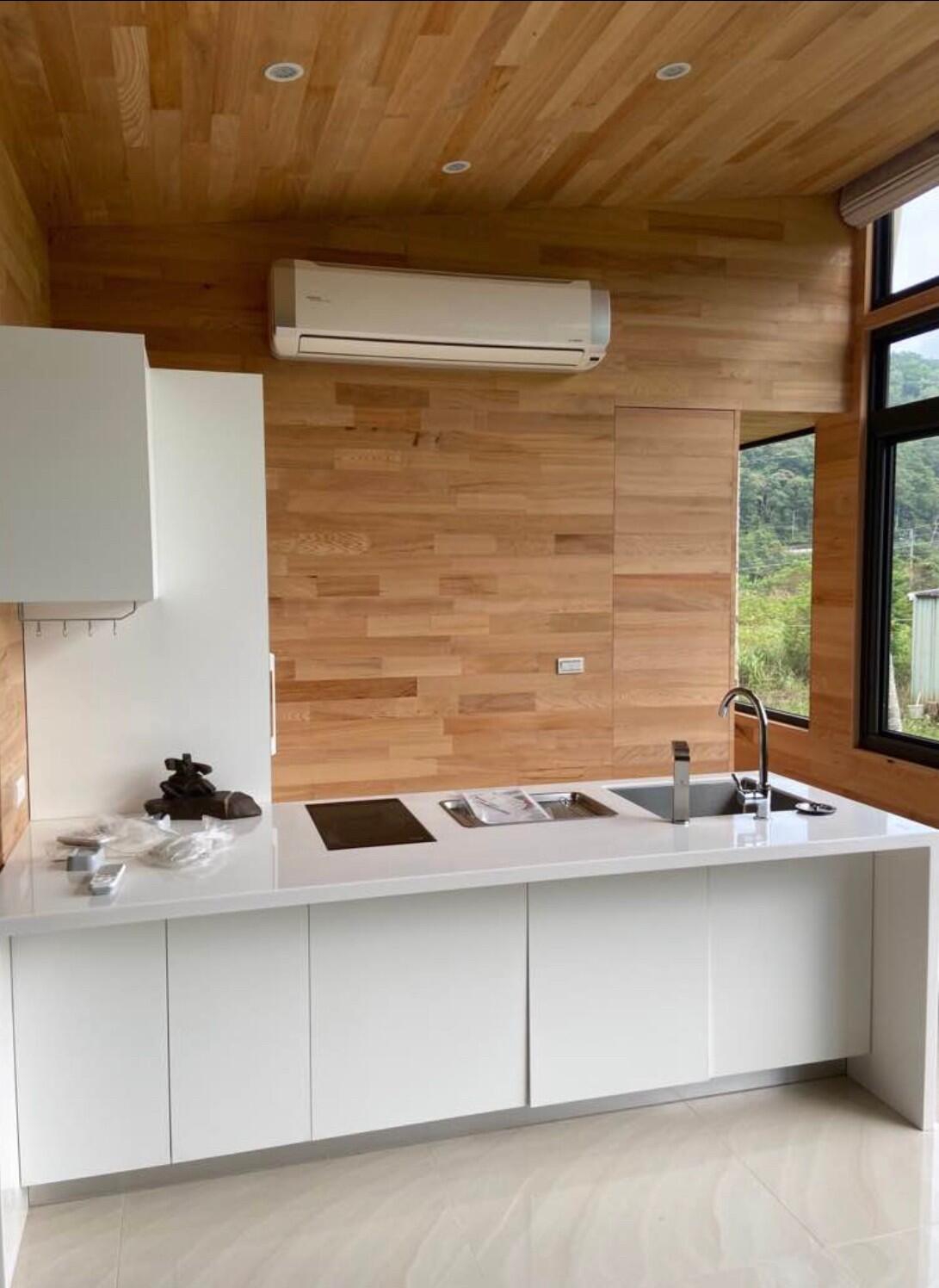 原木裝潢/天花板/壁板/地板 原木裝潢/天花板/壁板/地板