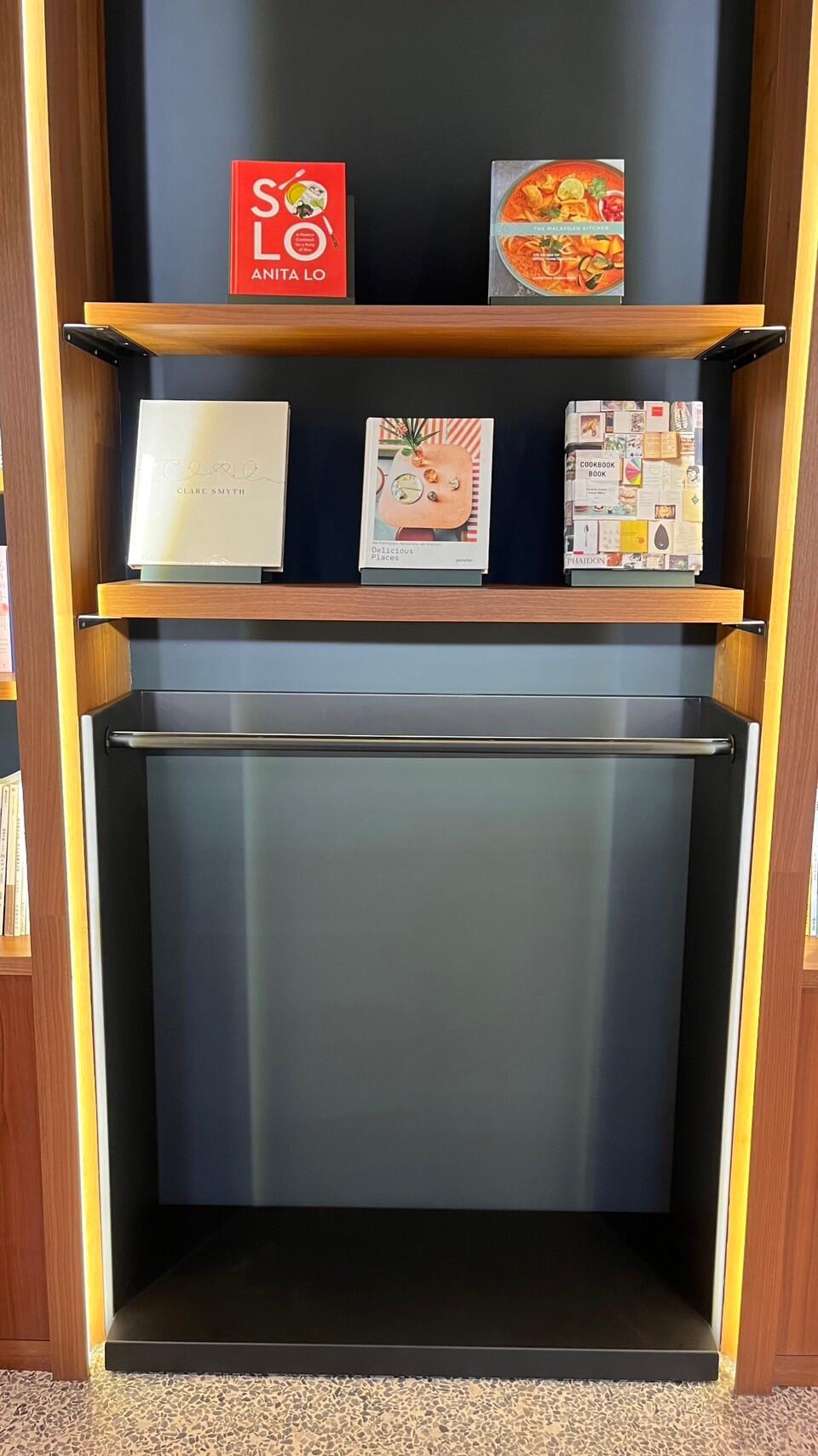 金屬櫃/開放櫃 金屬櫃/開放櫃