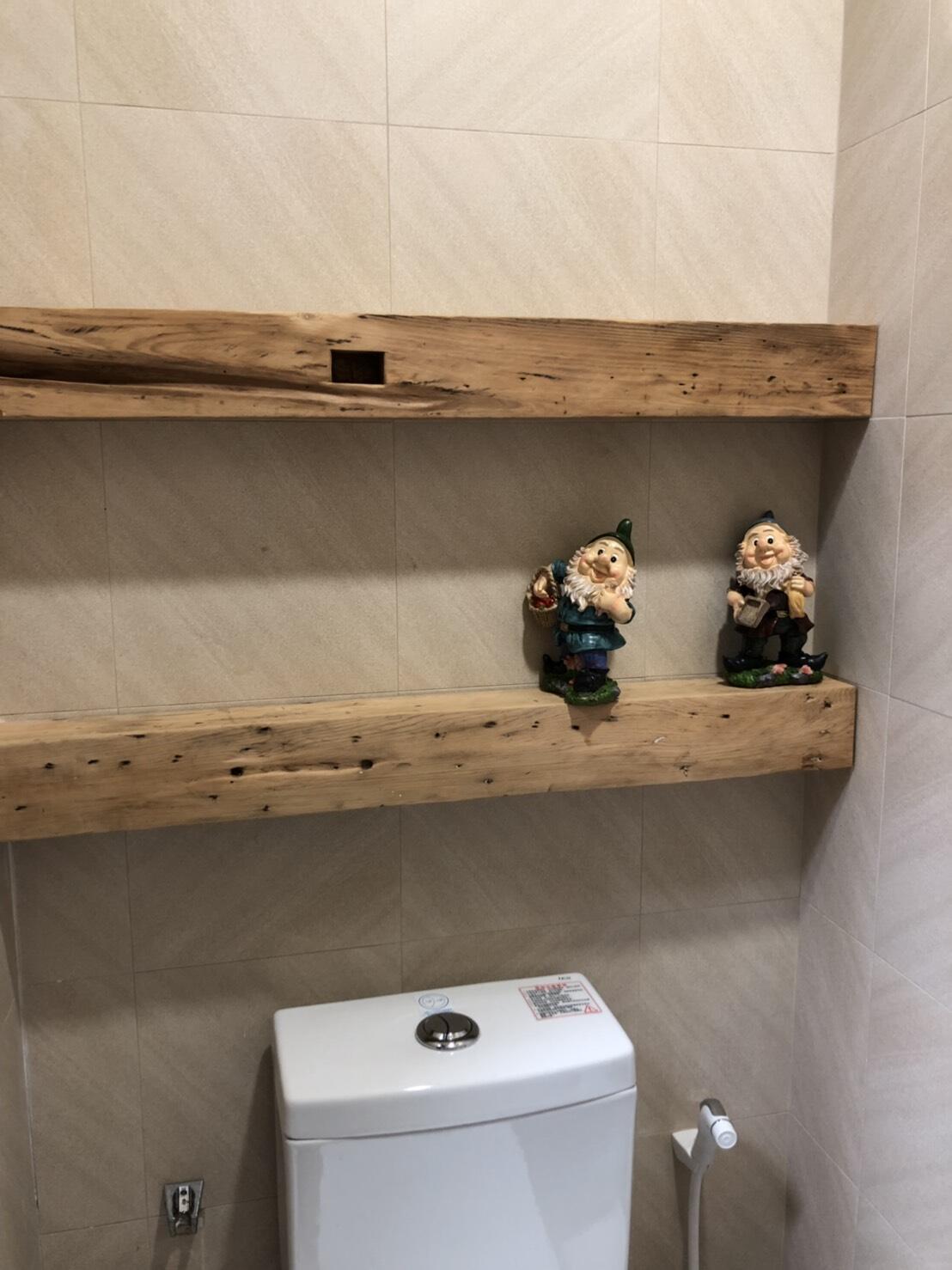 層板/層架/樓梯蓋板 層板的鐵件或是隱藏五金皆可以根據承重與結構量身訂製