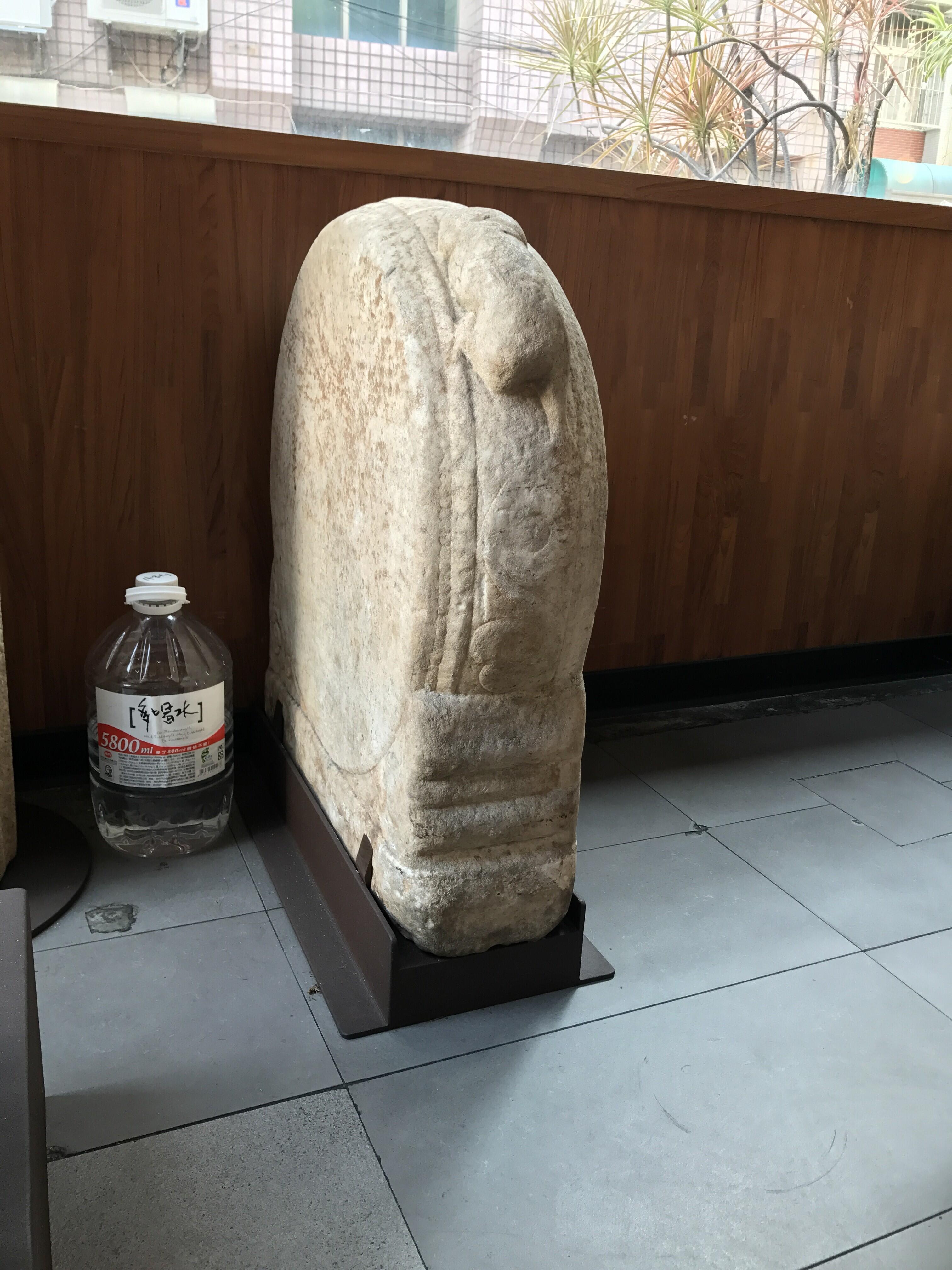 石頭座/雕像座/水晶座 石頭座/雕像座/水晶座