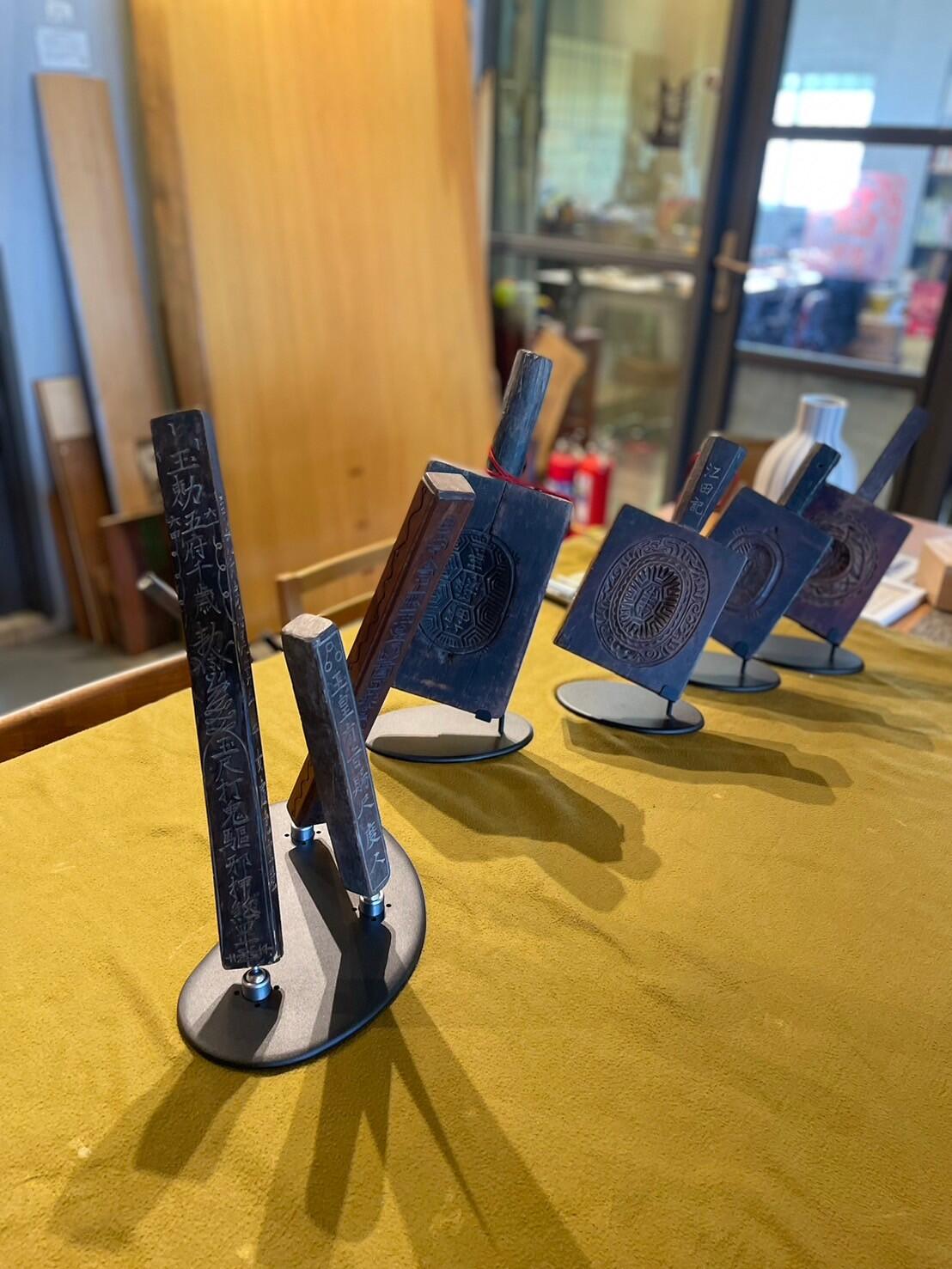 石頭座/雕像座/水晶座 石頭座/雕像座/水晶座