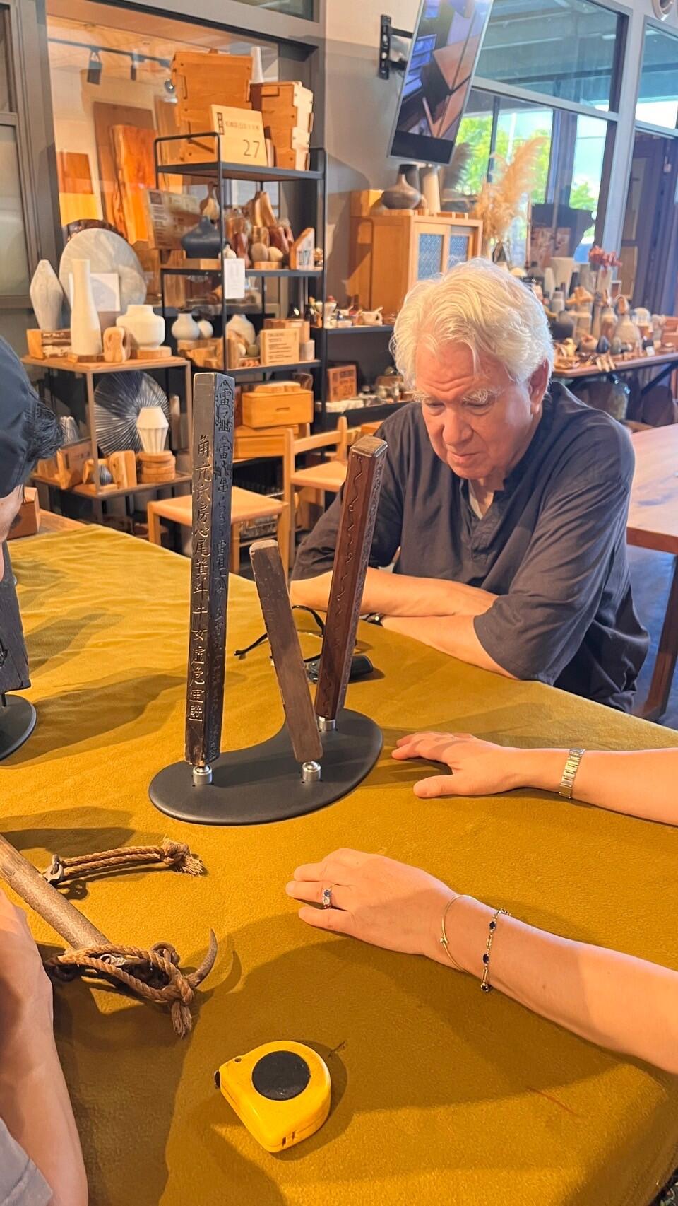 石頭座/雕像座/水晶座 石頭座/雕像座/水晶座