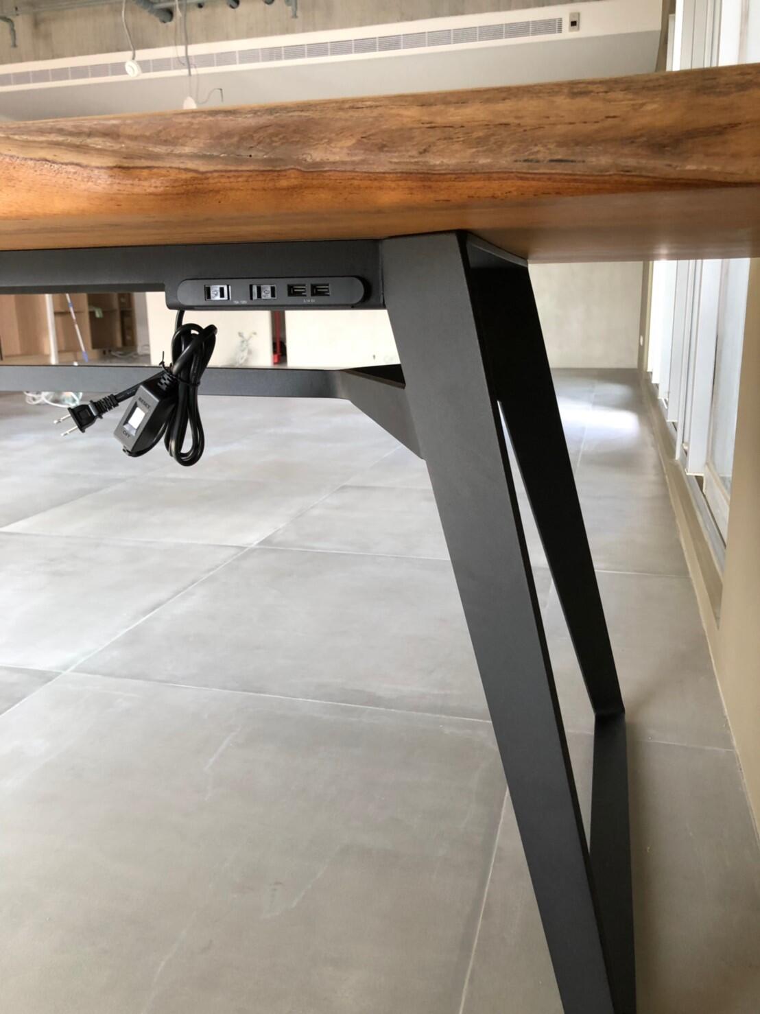 電源孔/線孔/插座