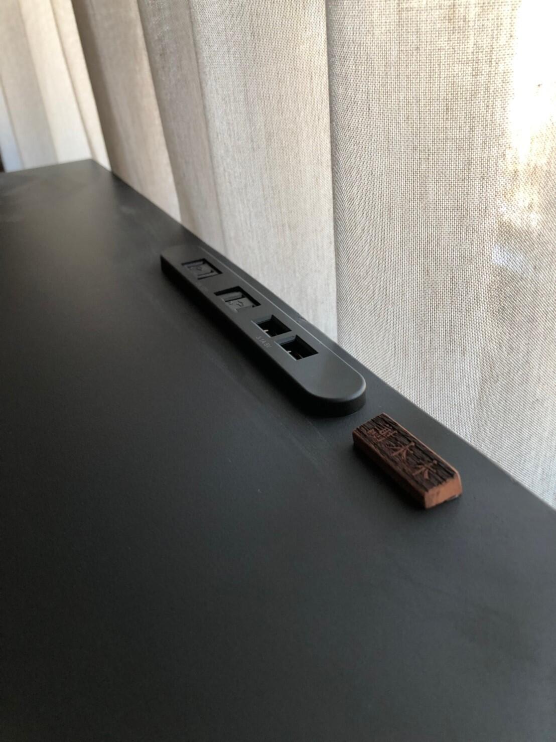 電源孔/線孔/插座 電源孔/線孔/插座