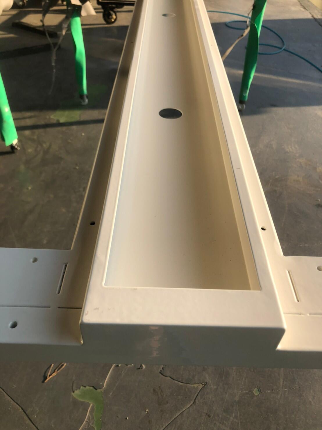 電源孔/線孔/插座 電源孔/線孔/插座